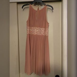 Rose dress with sequins